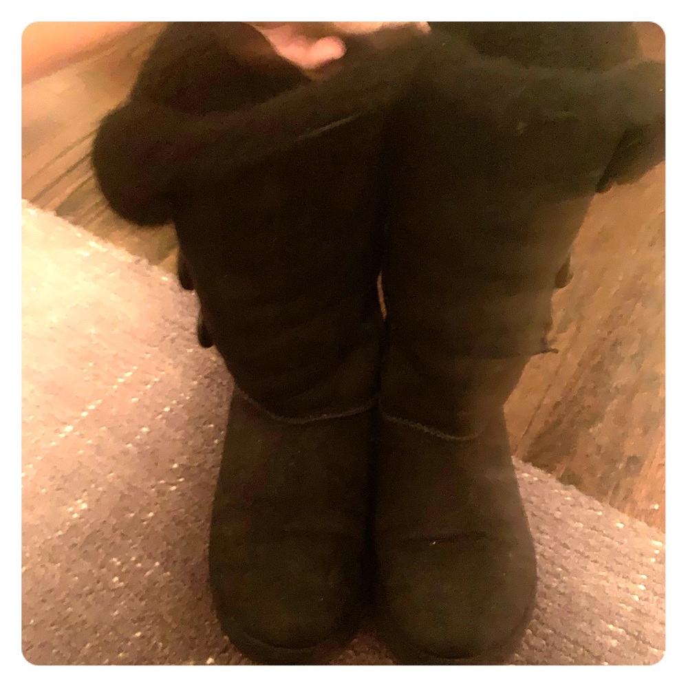 Women’s Bailey Button Black Uggs
